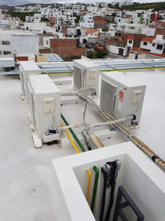Condensadoras en azotea